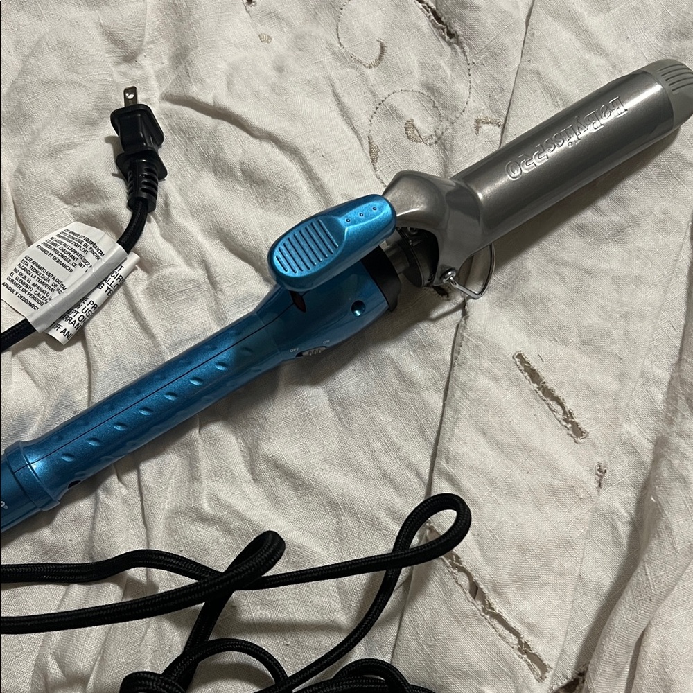 BaBylissPRO 1.25inch iron NWOT